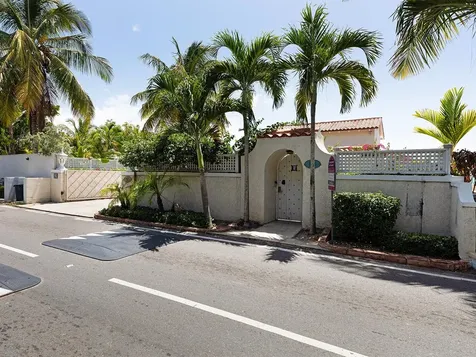 #3 Old Fort Ridge New Providence Paradise Island BS