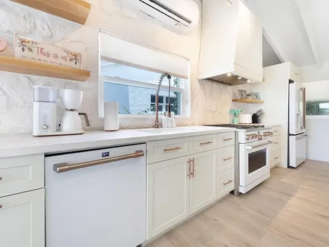 #3 Old Fort Ridge New Providence Paradise Island BS