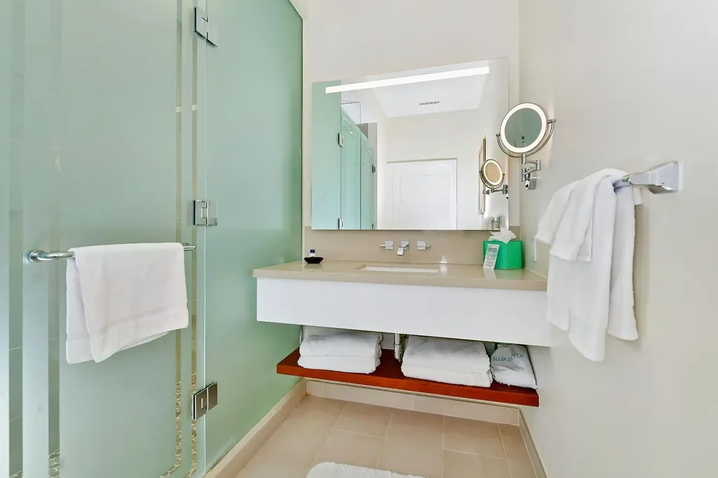 One Particular Harbour New Providence Paradise Island BS