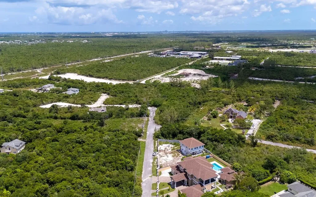 15f Country Club Estates New Providence Paradise Island BS