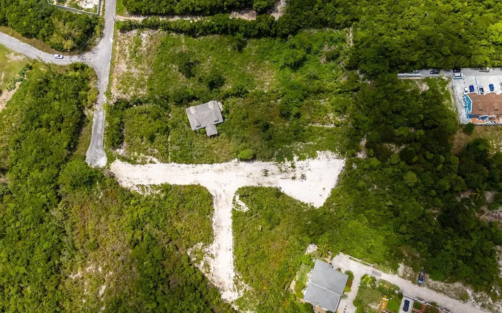 15f Country Club Estates New Providence Paradise Island BS