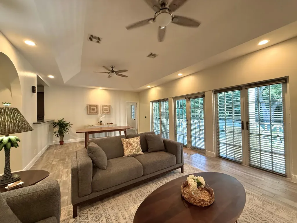 Cannon Drive 12 Grand Bahama Freeport BS