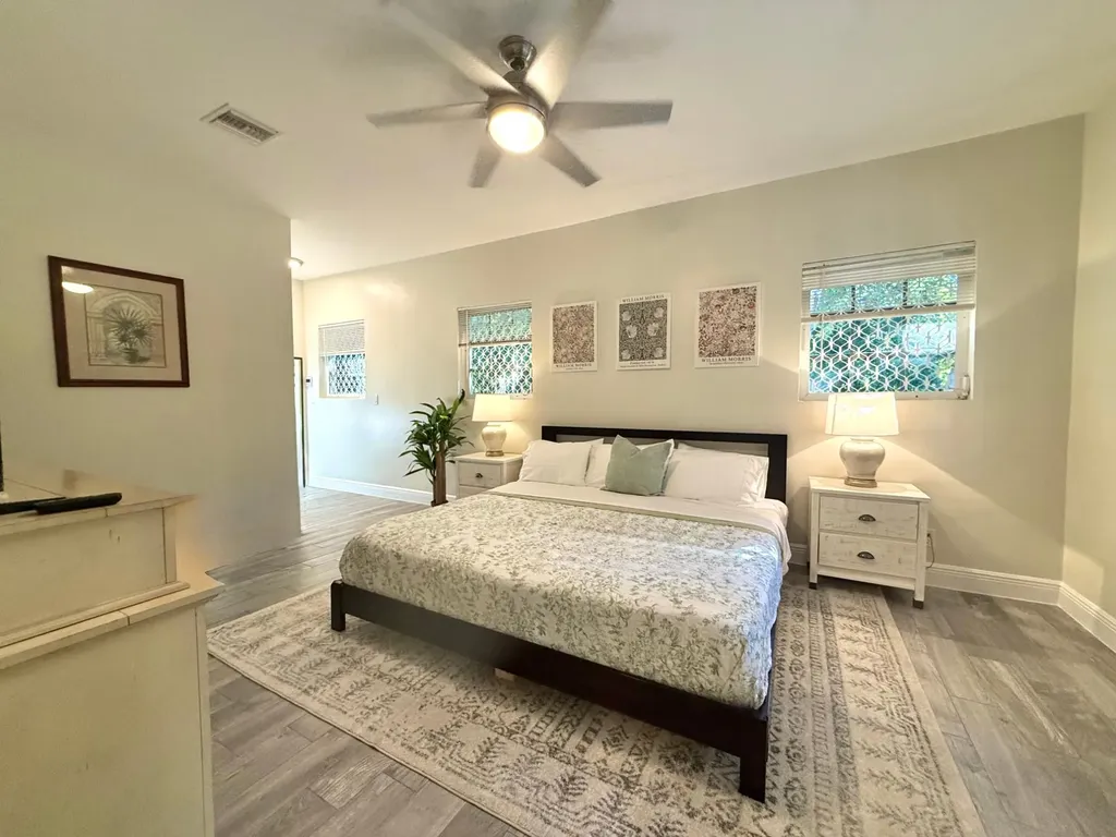 Cannon Drive 12 Grand Bahama Freeport BS