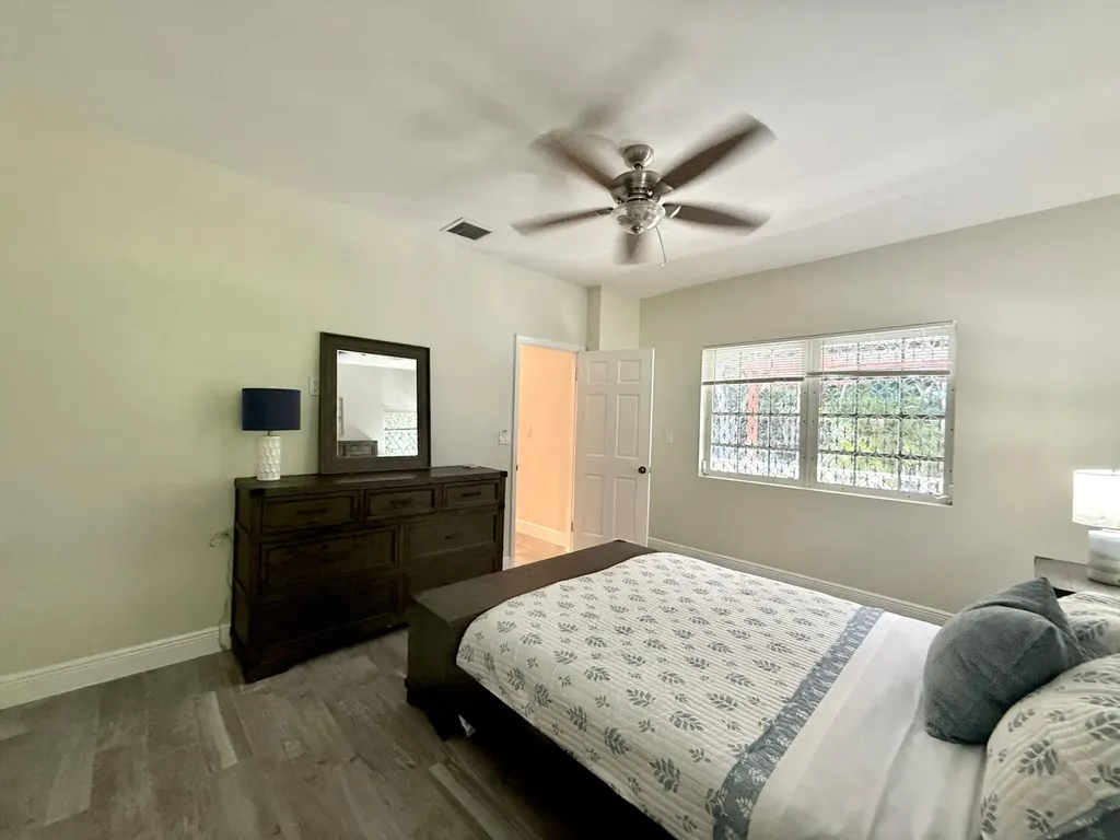 Cannon Drive 12 Grand Bahama Freeport BS