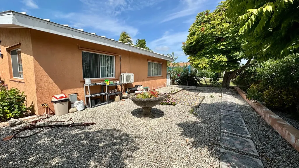 Seabreeze Estates Home #2 New Providence Paradise Island BS