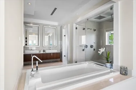 Ocean Club Drive 38 New Providence Paradise Island BS