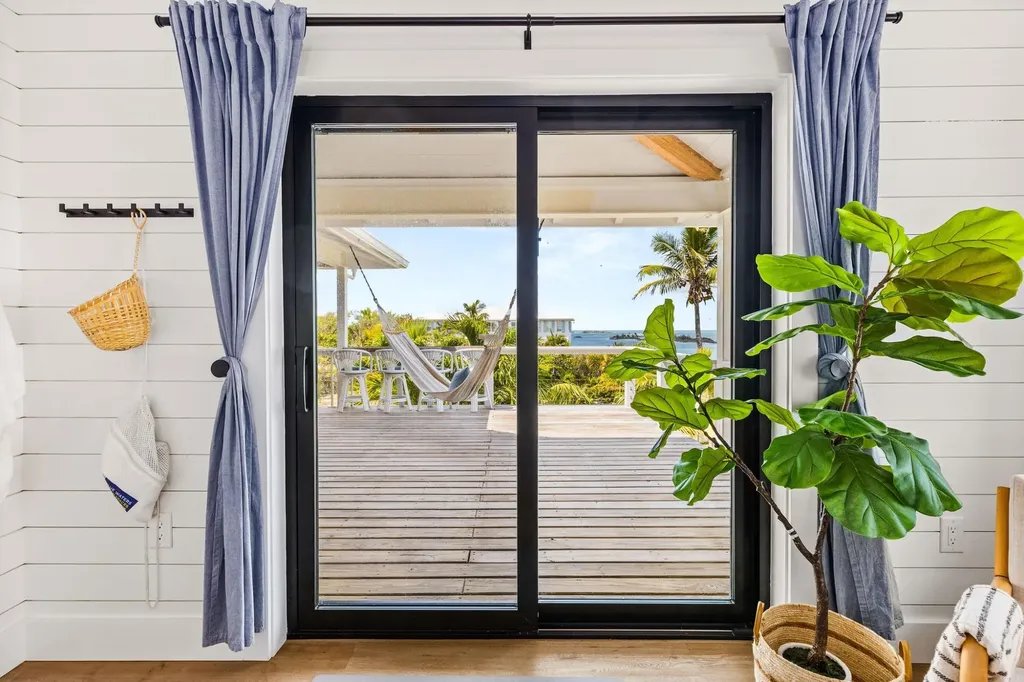 Golden Coconut Abaco BS