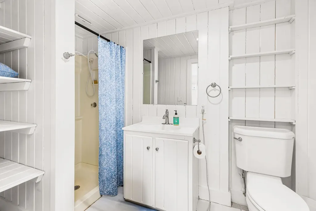 Golden Coconut Abaco BS