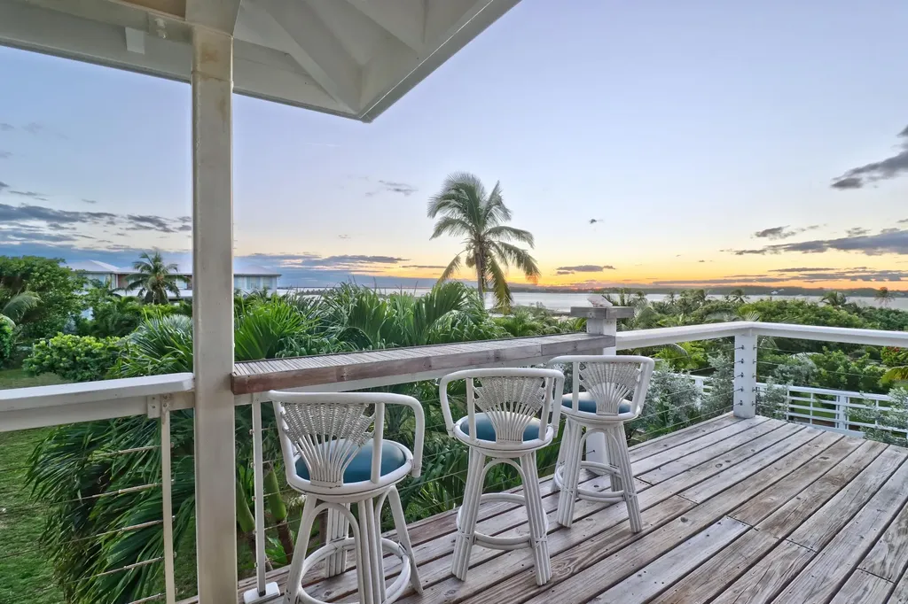 Golden Coconut Abaco BS