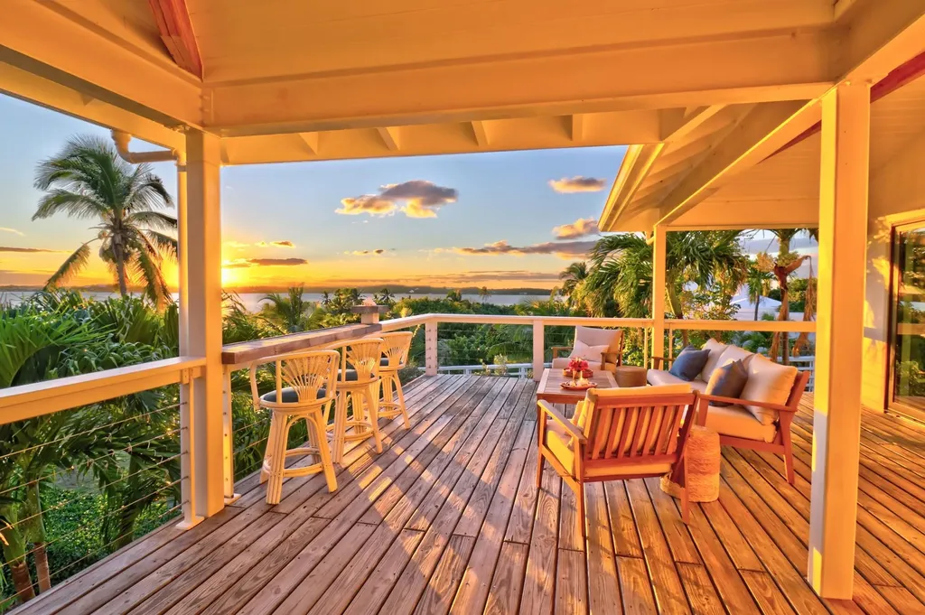 Golden Coconut Abaco BS