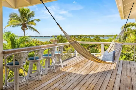 Golden Coconut Abaco BS