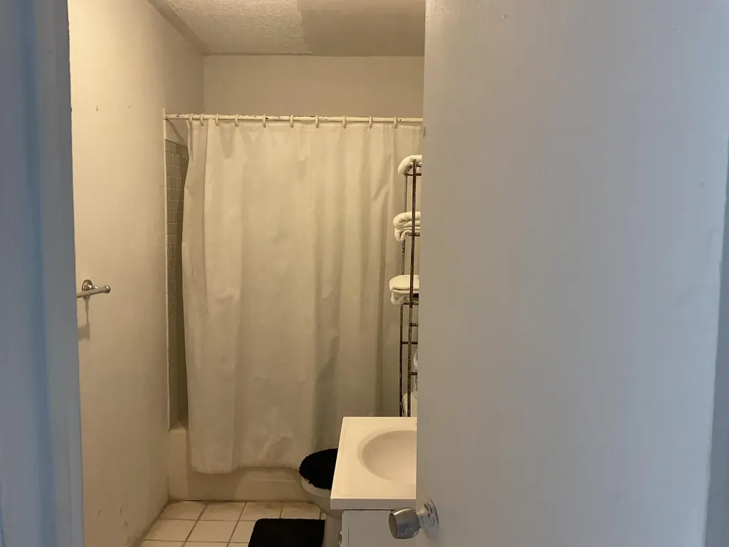 Winston Street 11 New Providence Paradise Island BS