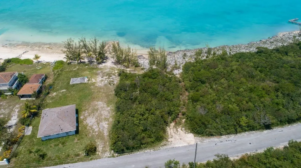 Salt Pond Waterfront Long Island BS