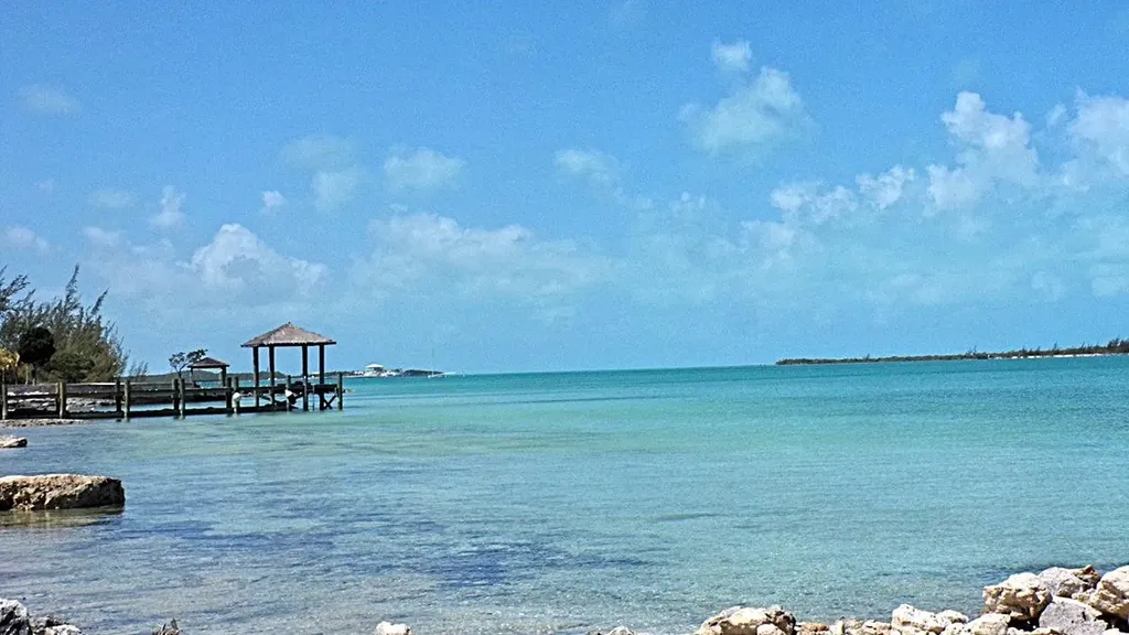 Salt Pond Waterfront Long Island BS