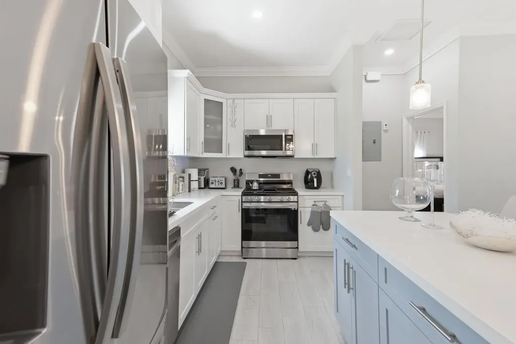 Serenity, Eastwind Drive New Providence Paradise Island BS
