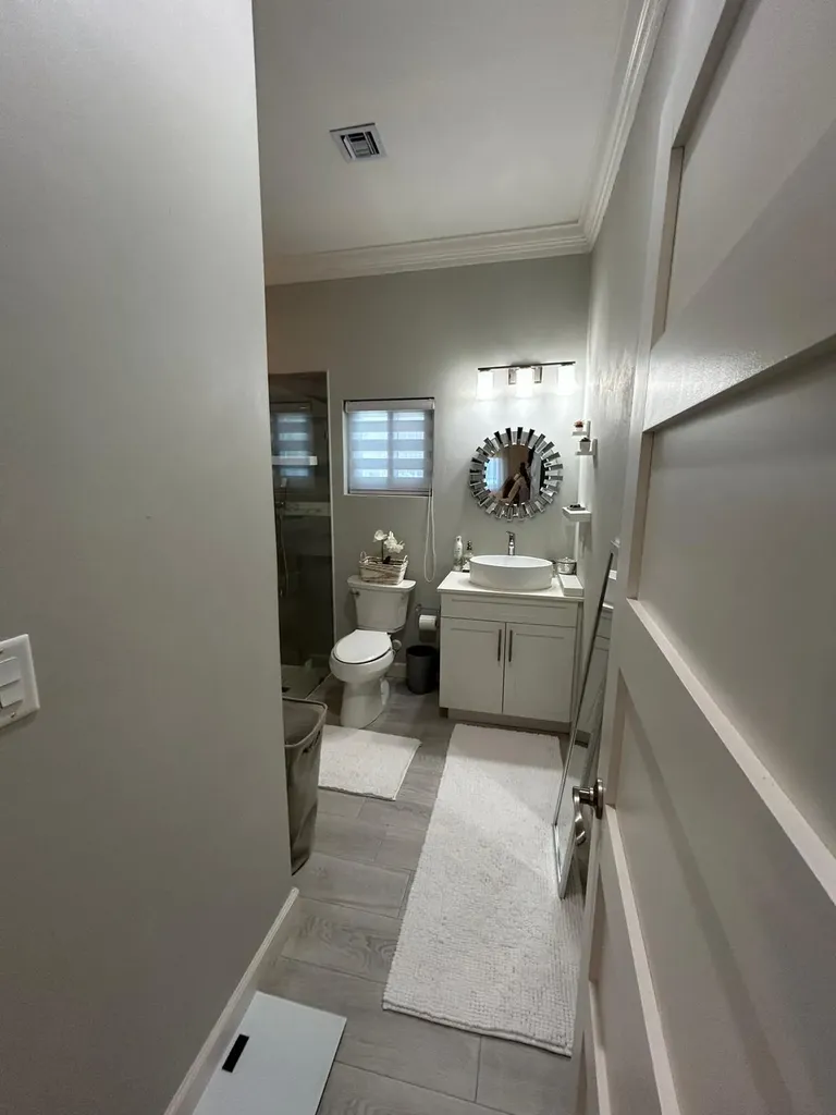 Serenity, Eastwind Drive New Providence Paradise Island BS