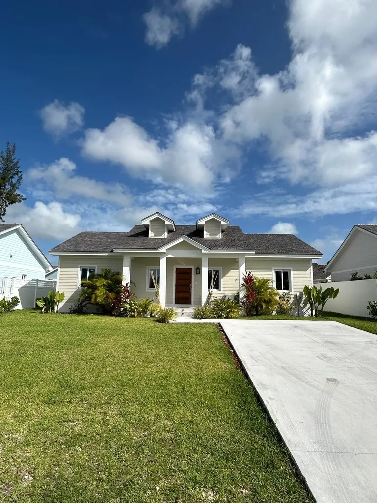 Serenity, Eastwind Drive New Providence Paradise Island BS