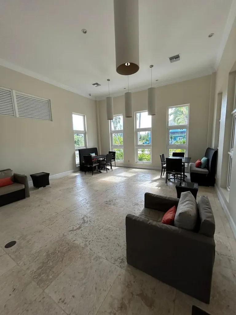 Serenity, Eastwind Drive New Providence Paradise Island BS