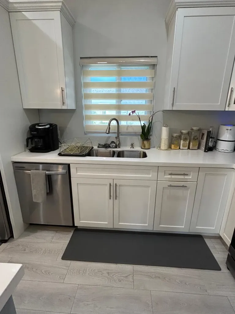 Serenity, Eastwind Drive New Providence Paradise Island BS