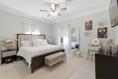 Serenity, Eastwind Drive New Providence Paradise Island BS