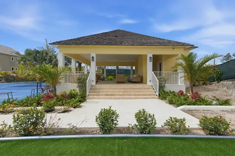 Serenity, Eastwind Drive New Providence Paradise Island BS
