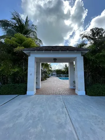 Serenity, Eastwind Drive New Providence Paradise Island BS