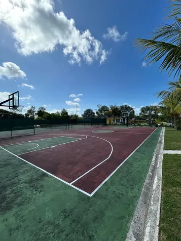 Serenity, Eastwind Drive New Providence Paradise Island BS