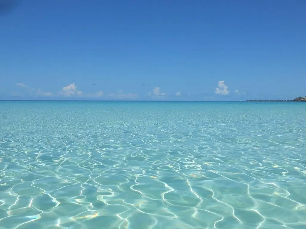 Lot 5 Rainbow Bay Eleuthera BS