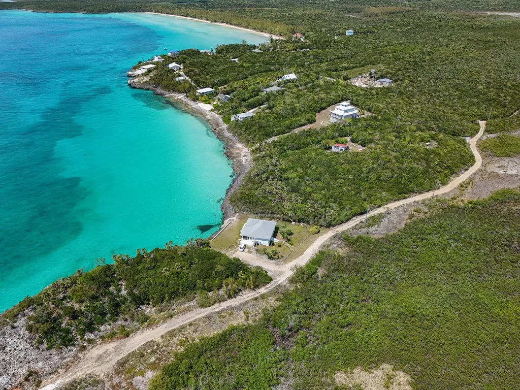 Lot 17b, Ten Bay Eleuthera BS