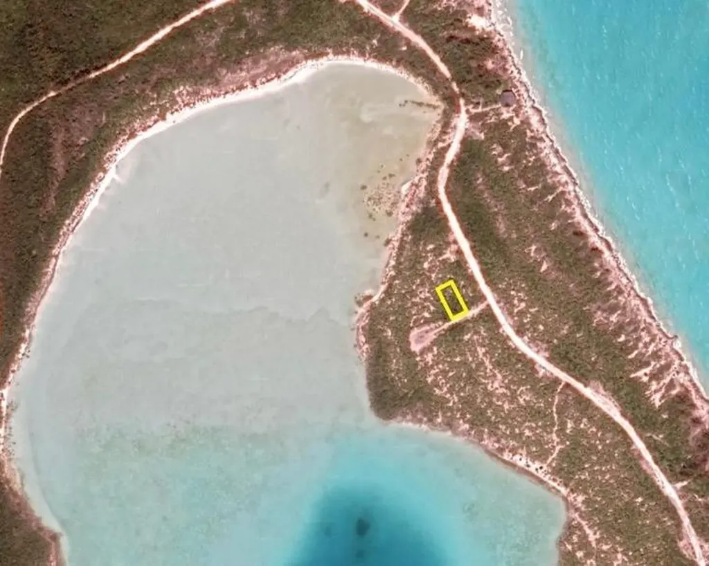 Lot #26, Norman's Cay Exuma BS