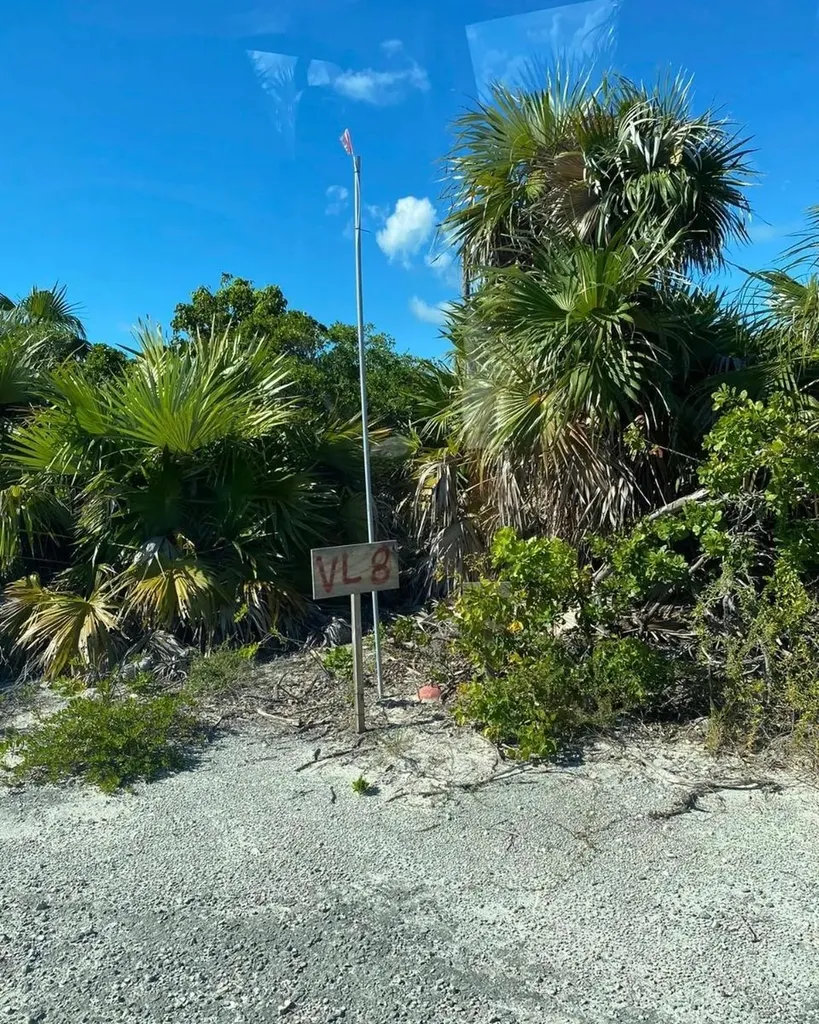 Lot #26, Norman's Cay Exuma BS