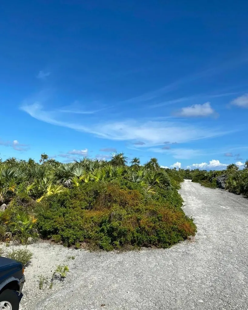 Lot #26, Norman's Cay Exuma BS