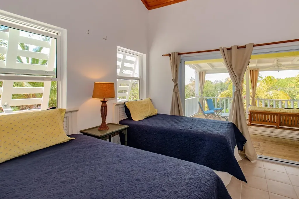 Somewhere Eleuthera BS