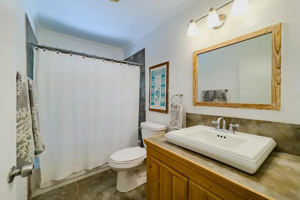 Somewhere Eleuthera BS