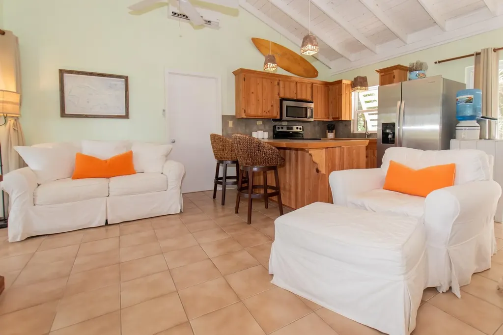 Somewhere Eleuthera BS