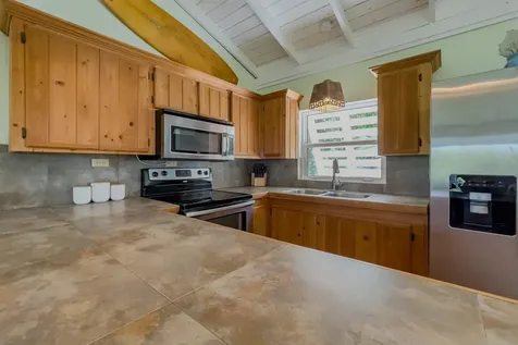 Somewhere Eleuthera BS