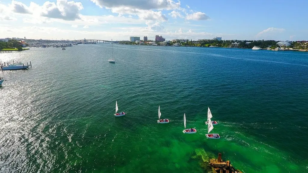 4-5 Eastern Bonnie Lane New Providence Paradise Island BS