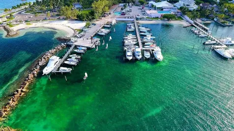 4-5 Eastern Bonnie Lane New Providence Paradise Island BS