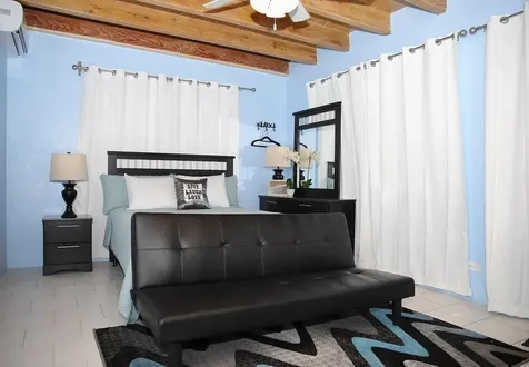 4-5 Eastern Bonnie Lane New Providence Paradise Island BS