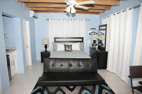 4-5 Eastern Bonnie Lane New Providence Paradise Island BS