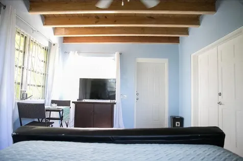 4-5 Eastern Bonnie Lane New Providence Paradise Island BS