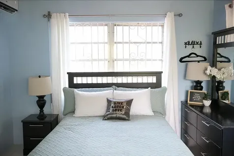 4-5 Eastern Bonnie Lane New Providence Paradise Island BS