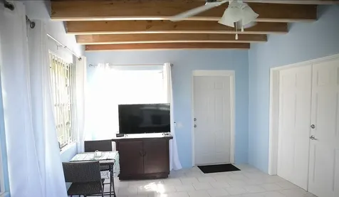 4-5 Eastern Bonnie Lane New Providence Paradise Island BS