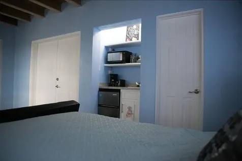 4-5 Eastern Bonnie Lane New Providence Paradise Island BS