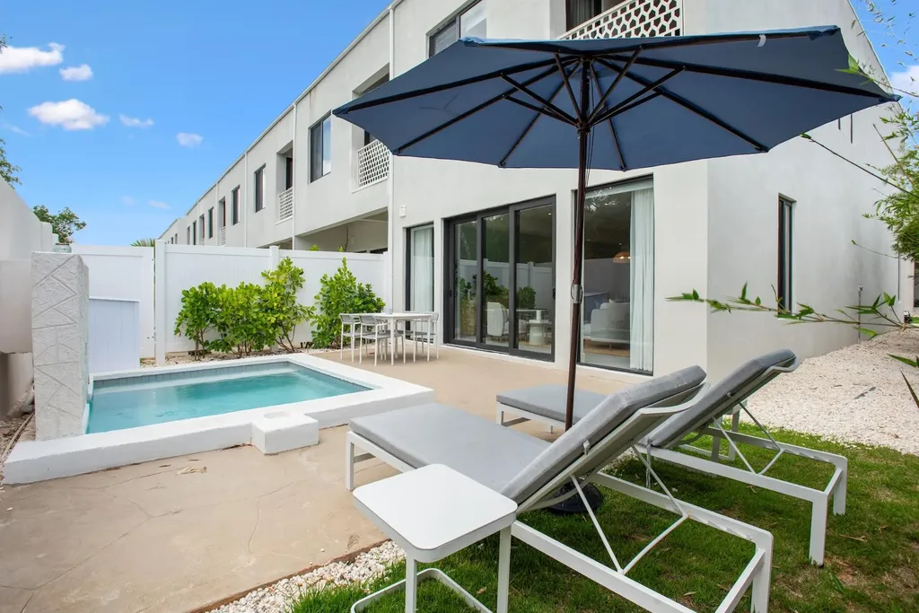 Westend, Love Beach Estat New Providence Paradise Island BS