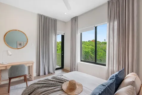 Westend, Love Beach Estat New Providence Paradise Island BS