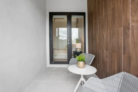 Westend, Love Beach Estat New Providence Paradise Island BS