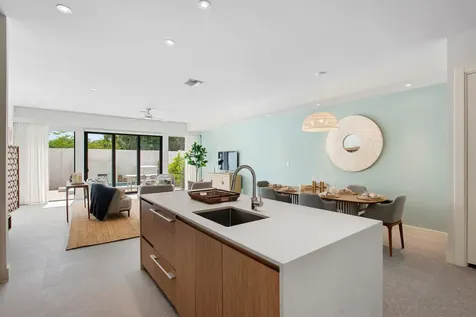 Westend, Love Beach Estat New Providence Paradise Island BS