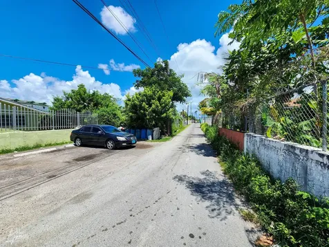 Carmichael Road 8-plex New Providence Paradise Island BS