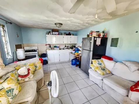 Carmichael Road 8-plex New Providence Paradise Island BS